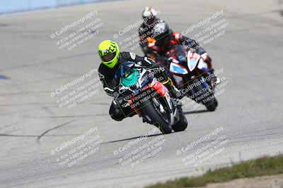 media/Mar-22-2025-TrackDaz (Sat) [[0456df0c41]]/Group B/Session 3 (Outside Grapevine)/